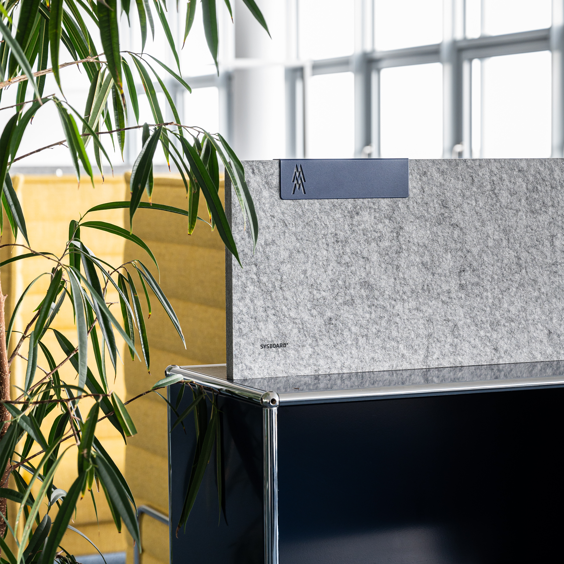sysboard USM Raumtrenner, Großraumbüro Messe Leipzig, Schallabsorbierend, New Work